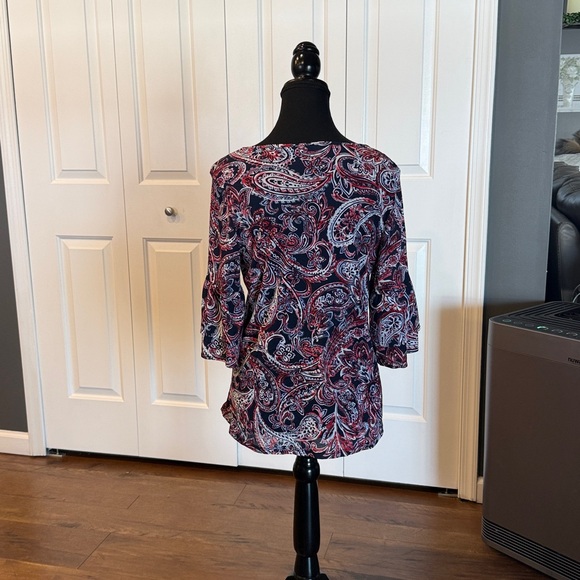 Roz & Ali Red and Black Paisley Blouse - Picture 8 of 10